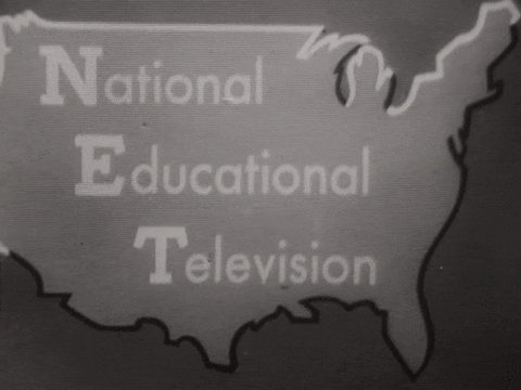 Of Science And Scientists (1957) S01E07 - The Large And The Small.mp4.10.gif